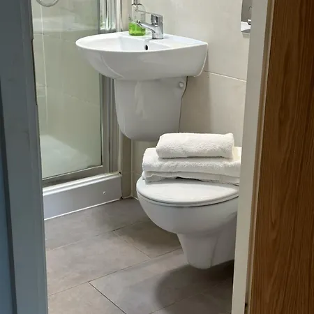 Bridgefield Santry 9 Bed & Breakfast *